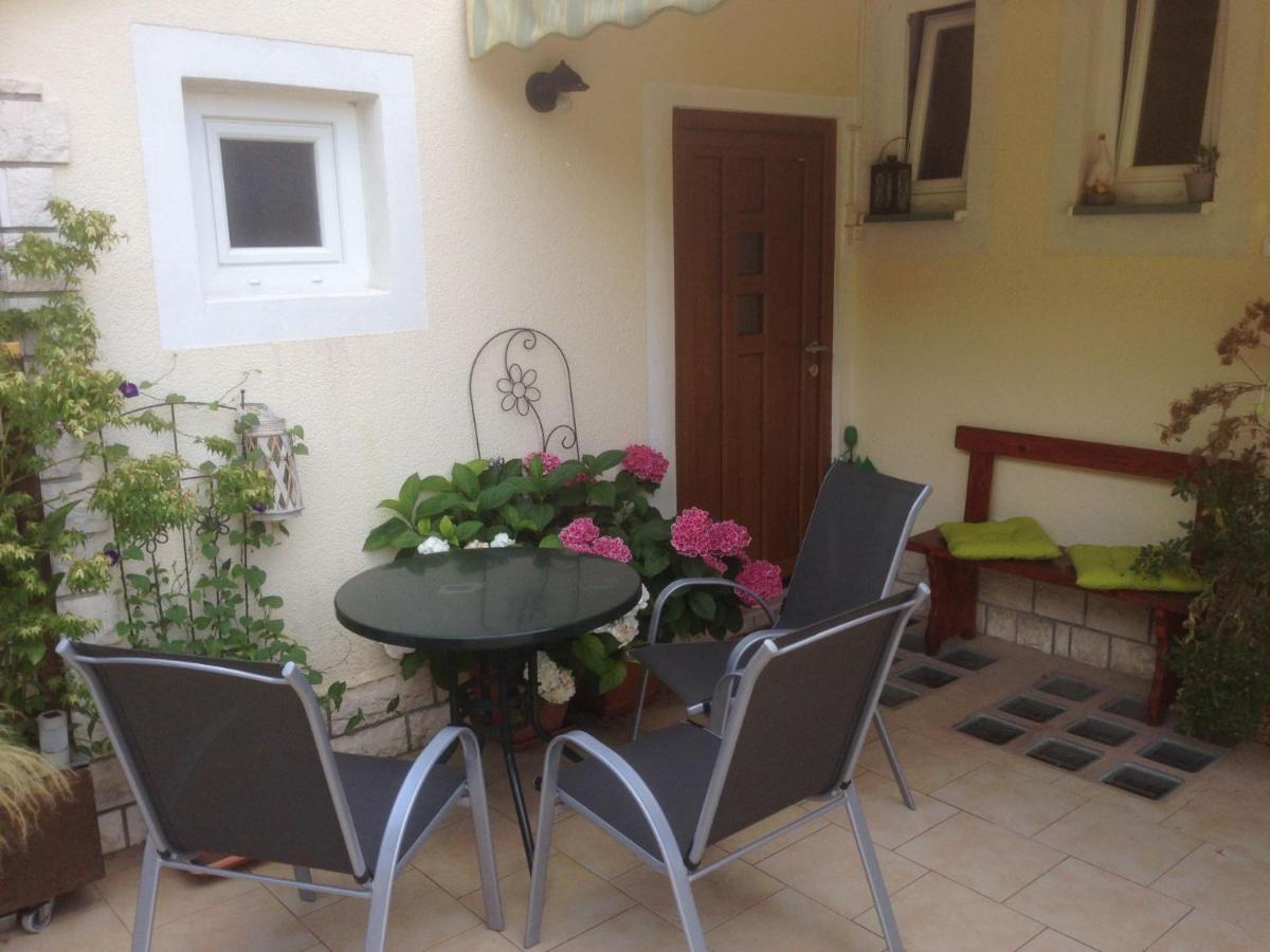 Apartments And Rooms Knez Portorose Esterno foto