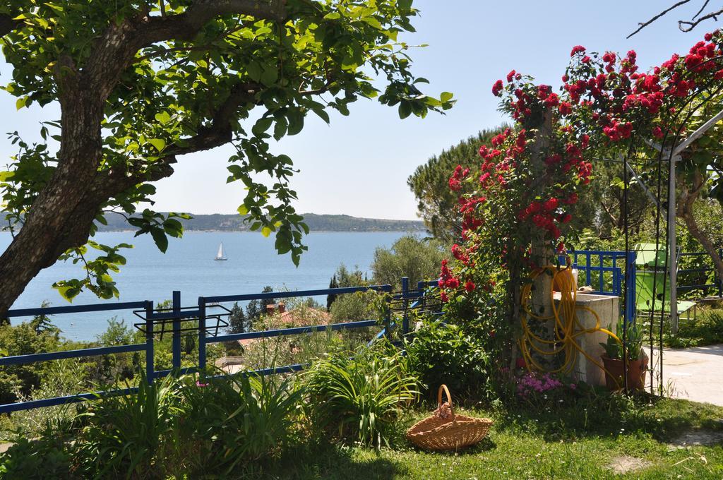 Apartments And Rooms Knez Portorose Esterno foto