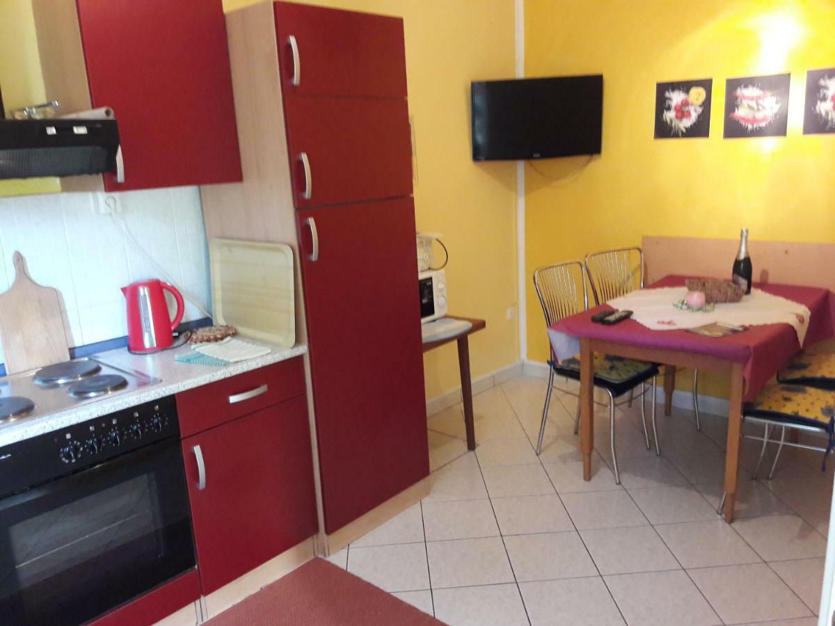 Apartments And Rooms Knez Portorose Esterno foto