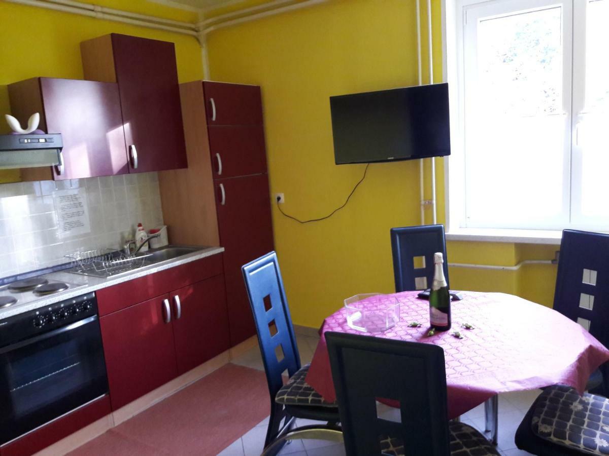 Apartments And Rooms Knez Portorose Esterno foto